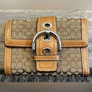 Coach Signature Compact Tri-fold Wallet. Like New. Tan.